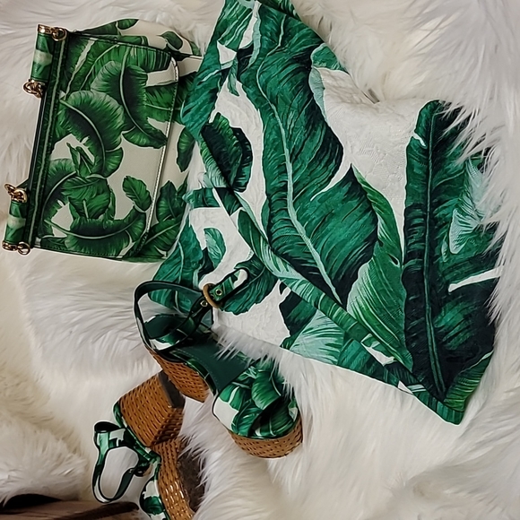 Dolce and Gabbana banana leaves pants - Picture 6 of 7